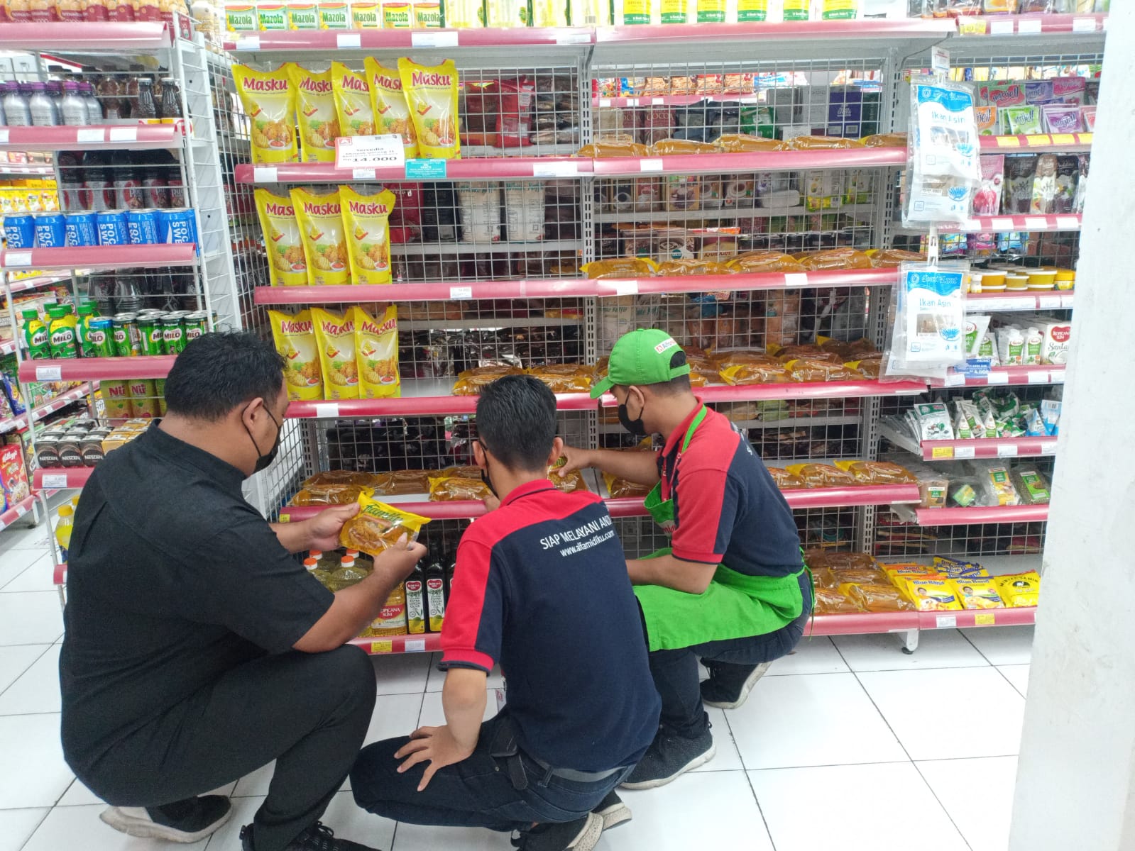 Stok Minyak Goreng di Surabaya Terpantau Aman, Wali Kota Eri Minta Warga Tidak Panik