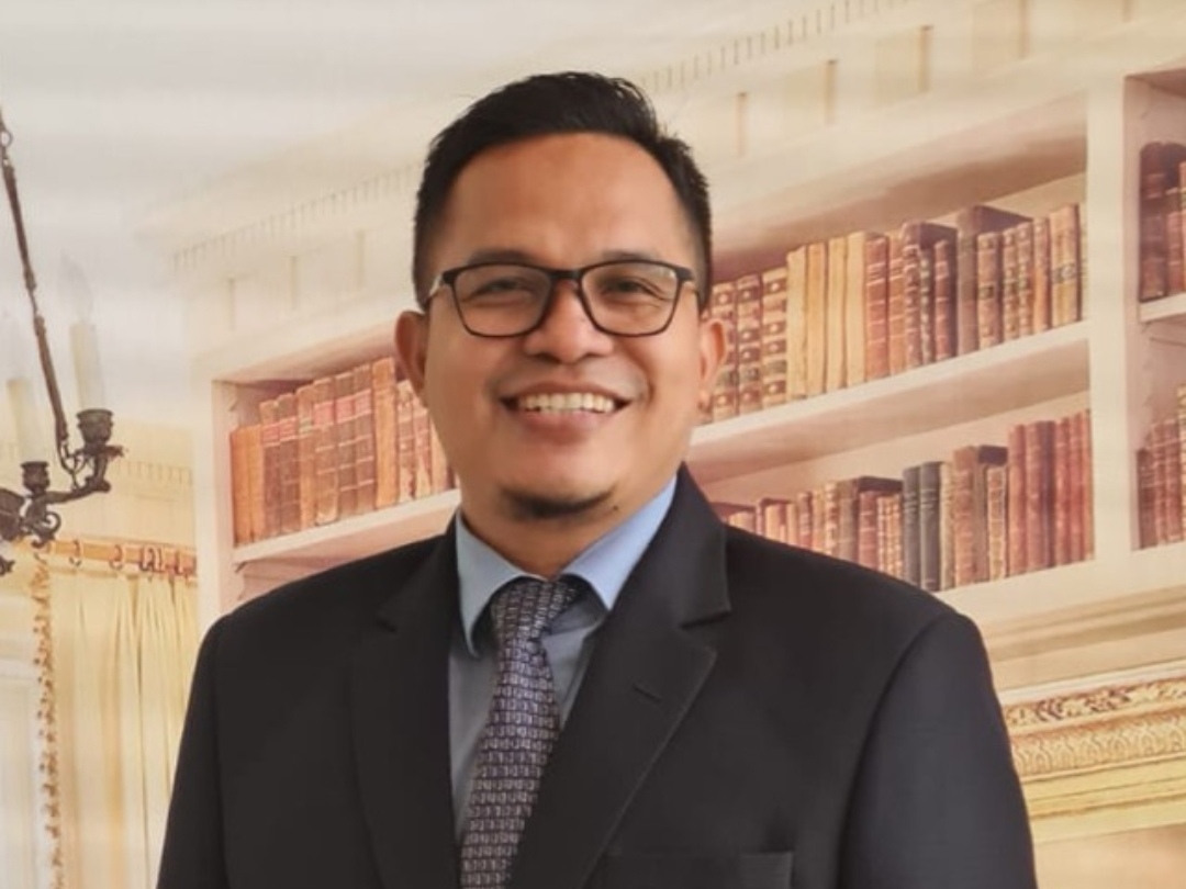 Dekan FH Ungres Sarankan Mantan Direktur PDAM Gresik Gugat Bupati ke PTUN