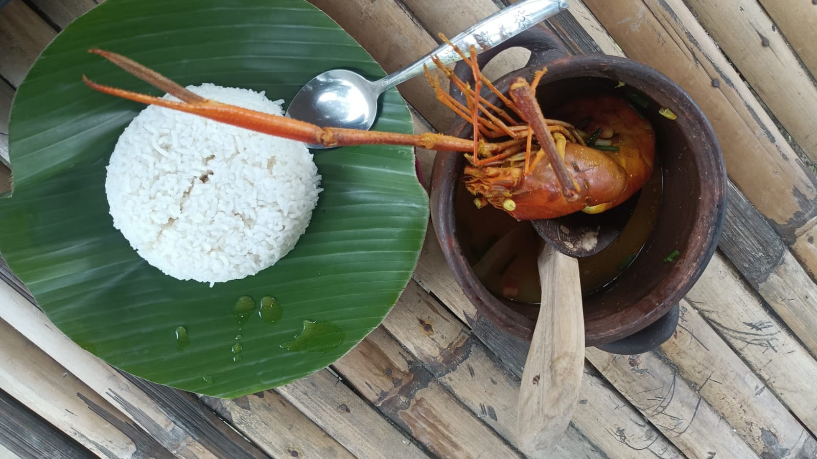 Nikmati Sensasi Kelan Conggah di Kuliner Pinggir Bengawan Solo