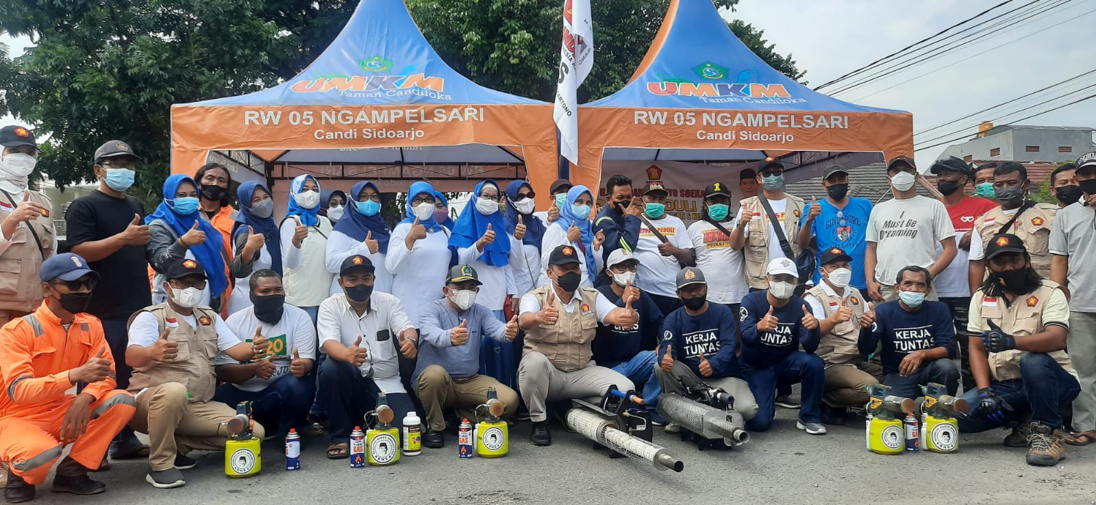 DBD Merebak, Tim BHS Peduli Gelar Fogging di Ngampelsari Candi Sidoarjo