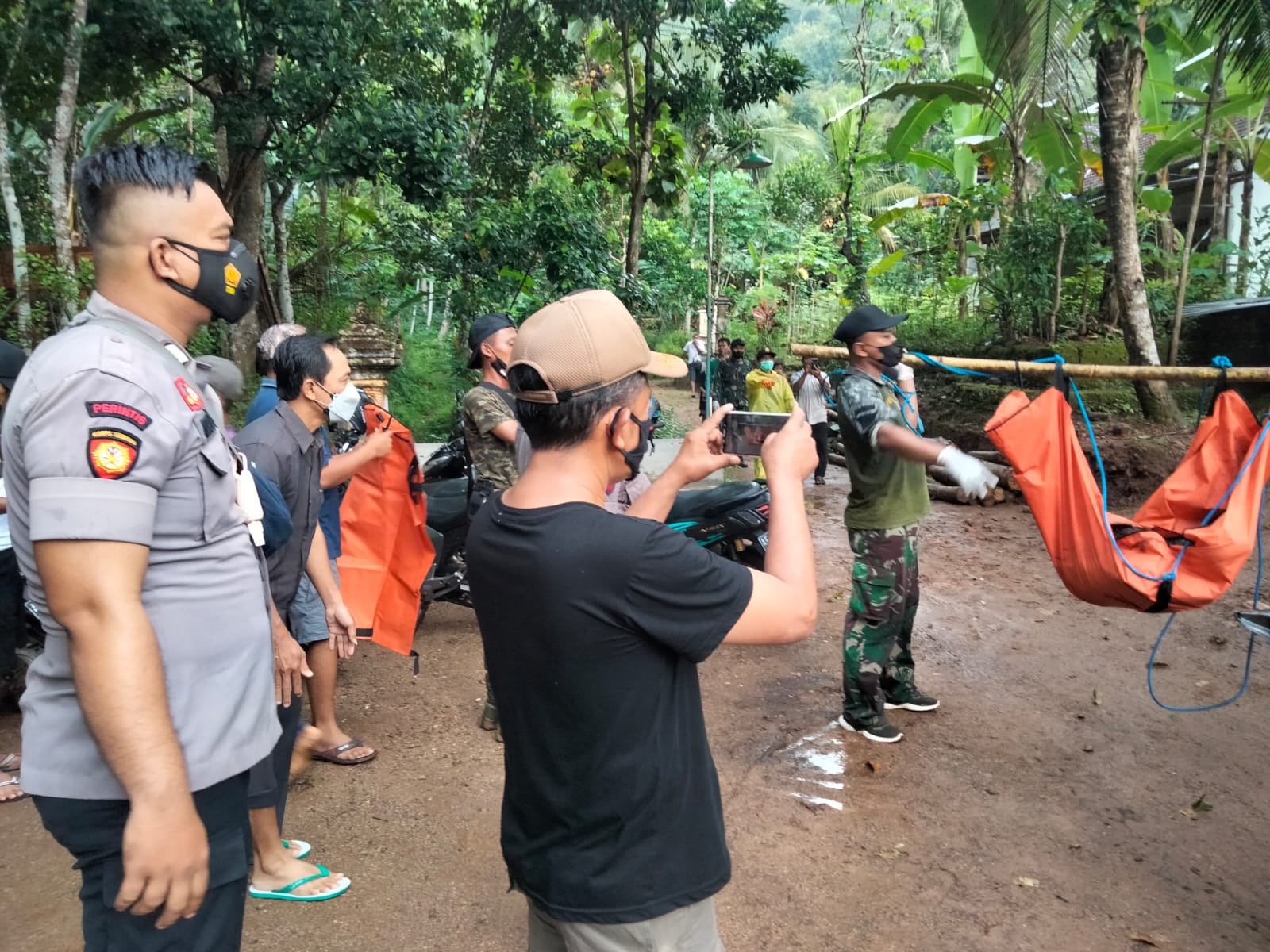Beberapa Hari Dicari, Ternyata Kakek di Pacitan Tewas di Jurang 15 Meter