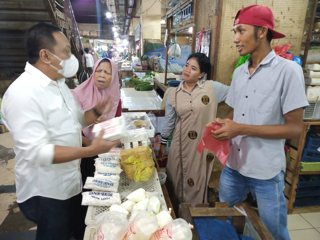 Jelang Ramadan, Sejumlah Harga Sembako di Pasar Tradisional Surabaya Stabil
