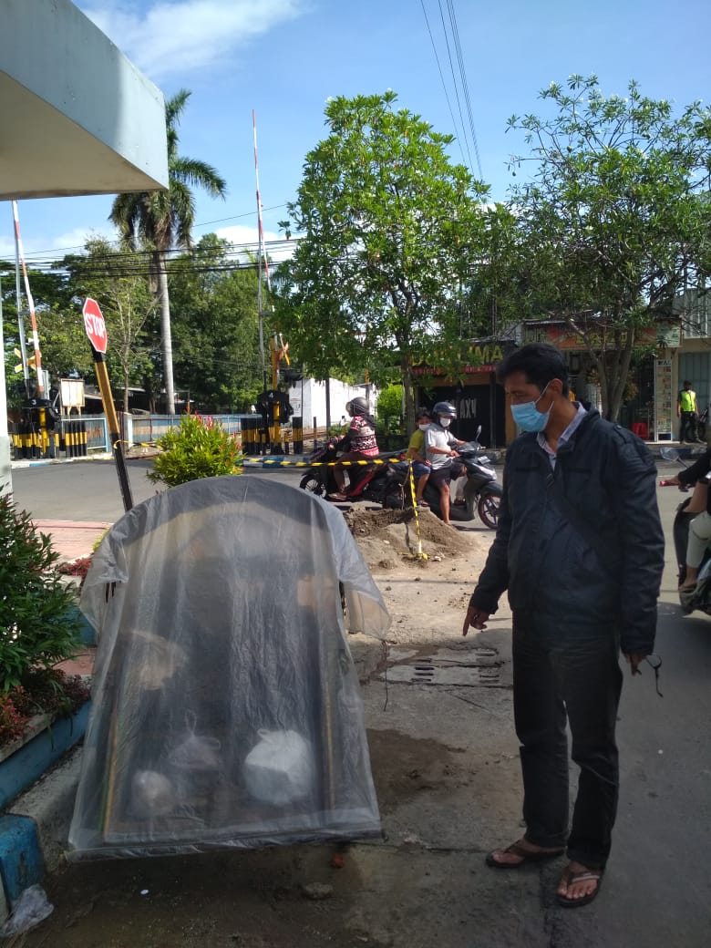 Tukang Becak Ditemukan Tewas di Becaknya