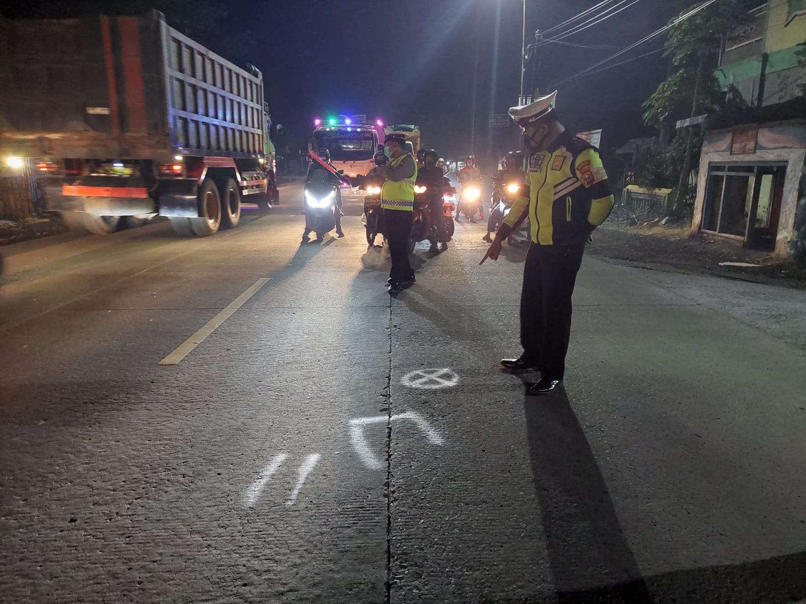 Senggol Pemotor Lain Hingga Terjatuh, Pemuda Wringinanom Tewas