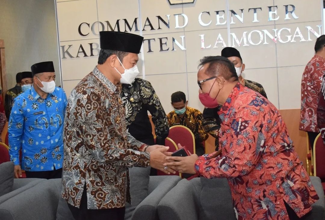 Teken MoU dengan Bank Jatim, Tahun Ini Pemkab Lamongan Akan Luncurkan Kartu YES