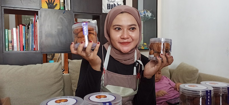 Iseng Buat Kudapan Anak, Wanita di Ponorogo Malah Kebanjiran Order Cookies Jelang Lebaran