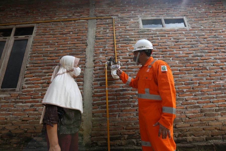 Balkonjaz Angkat Potensi Keripik Jet Kolet di Kawasan Balkondes PGN