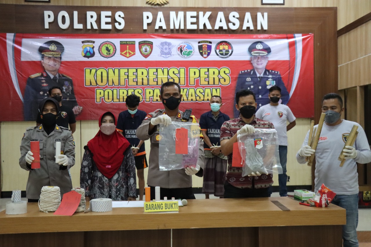 Jelang Lebaran, 3.768 Batang Petasan Diamankan Polres Pamekasan