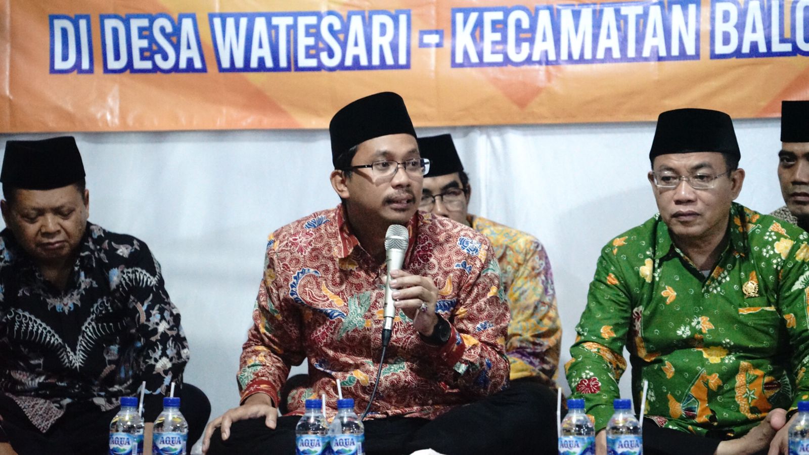 Permudah Masyarakat Wadul, Gus Muhdlor Rutin Sambang Deso