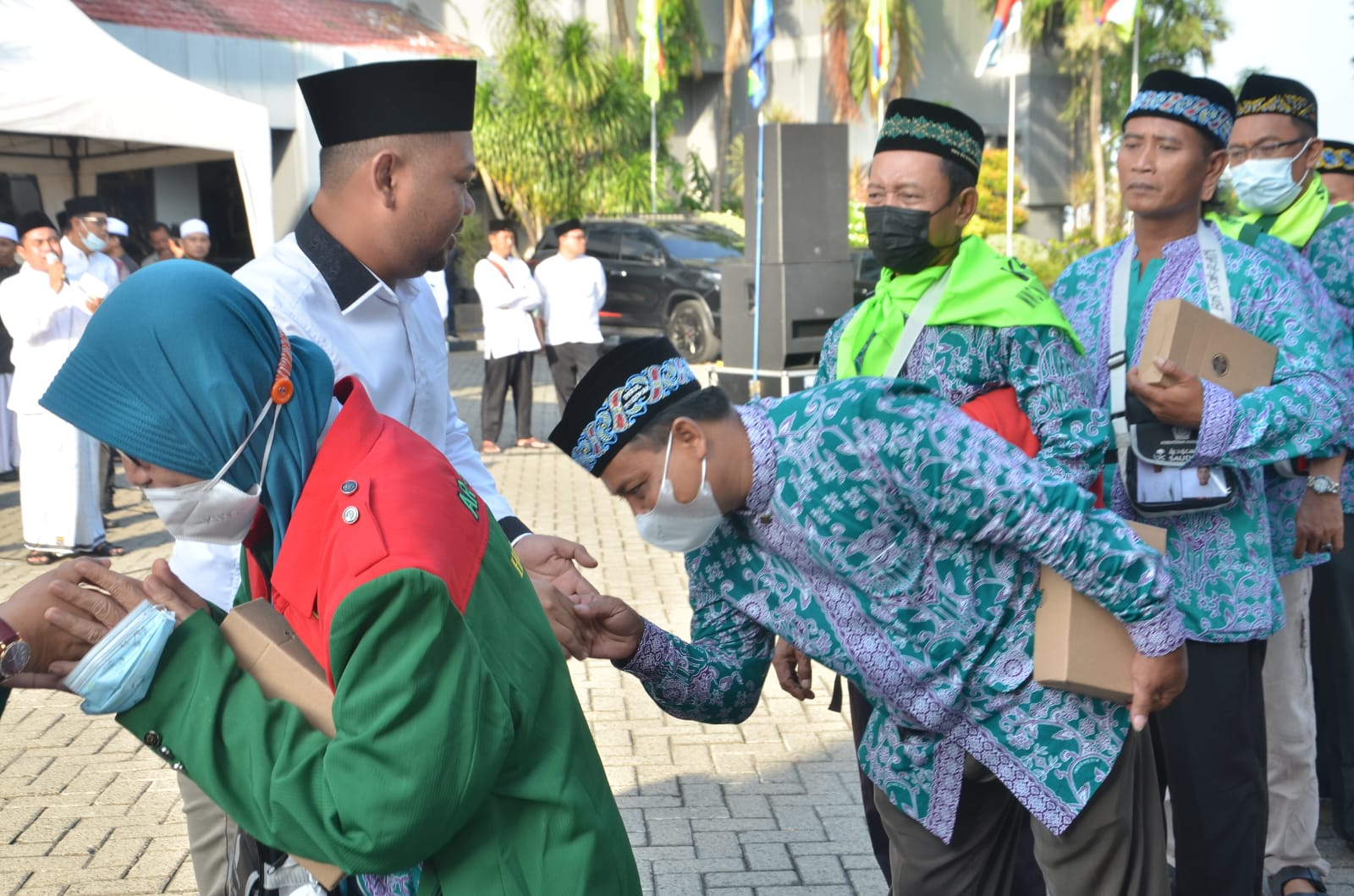 Bupati Gresik Lepas Keberangkatan 446 Jamaah Calon Haji Asal Gresik