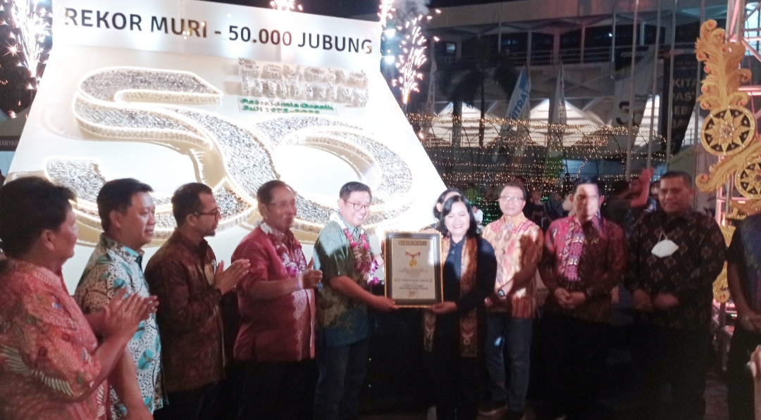 PotroNite Fest Pecahkan Rekor Muri Bagi-bagi 50 ribu Jenang Jubung