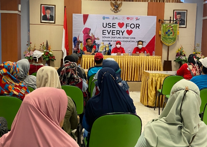 Peringati Hari Jantung Sedunia, RSUD dr Harjono Adakan Senam Jantung Sehat