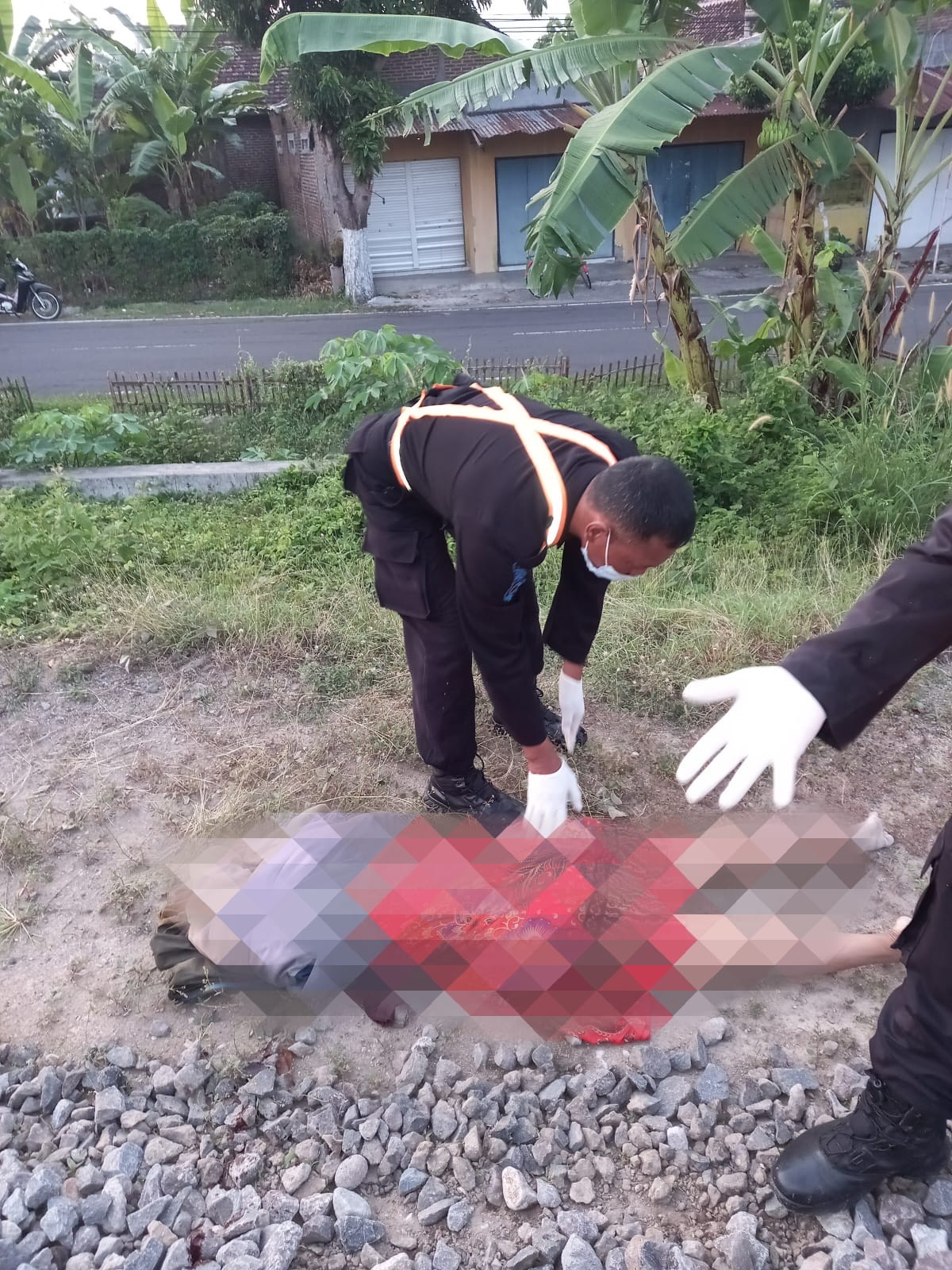 KA Singasari Tabrak Orang, Korban Tewas