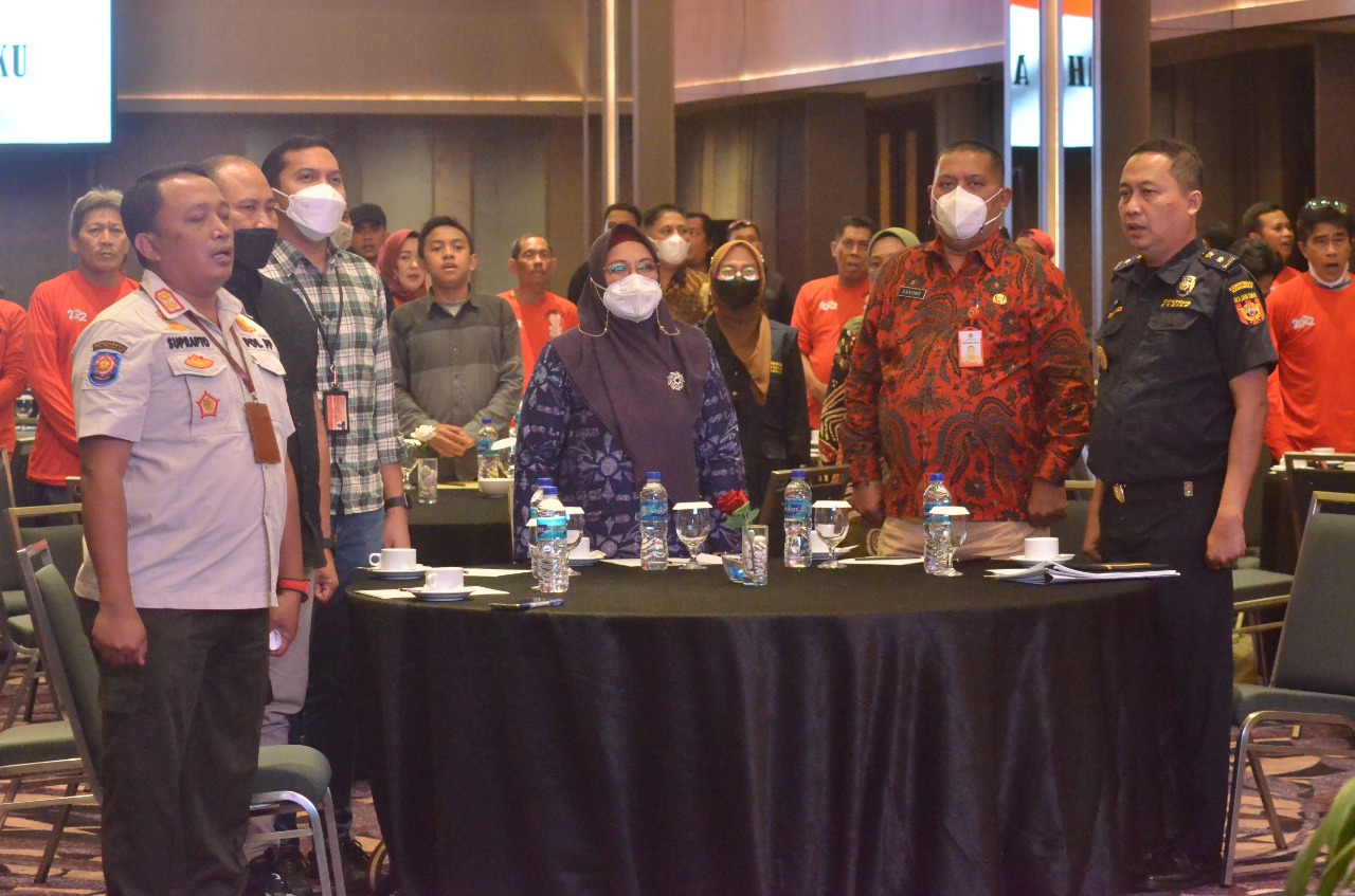 Cegah Peredaran Rokok Ilegal, Satpol-PP Gresik Gandeng Pers Gelar Sosialisasi