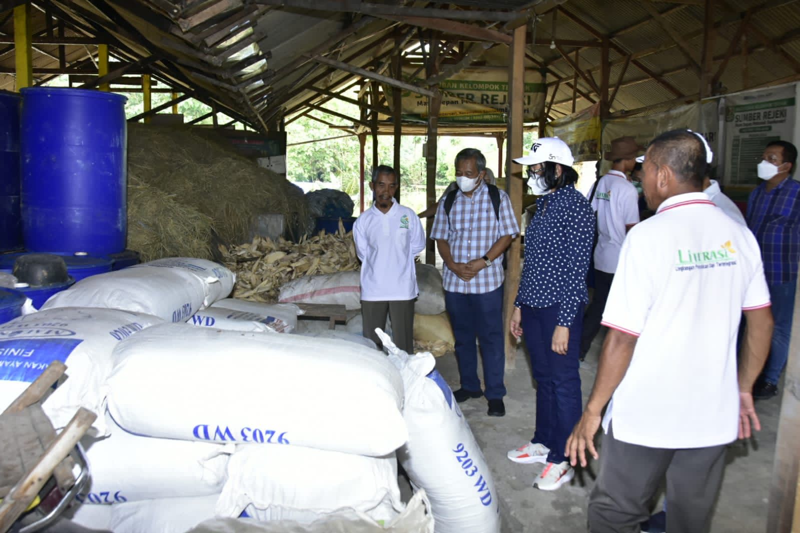Melalui Program 'Literasi', Kelompok Ternak Sumber Rejeki Binaan Petrokimia Juarai Lomba Manajemen Agribisnis Peternakan Tingkat Jatim Tahun Ini