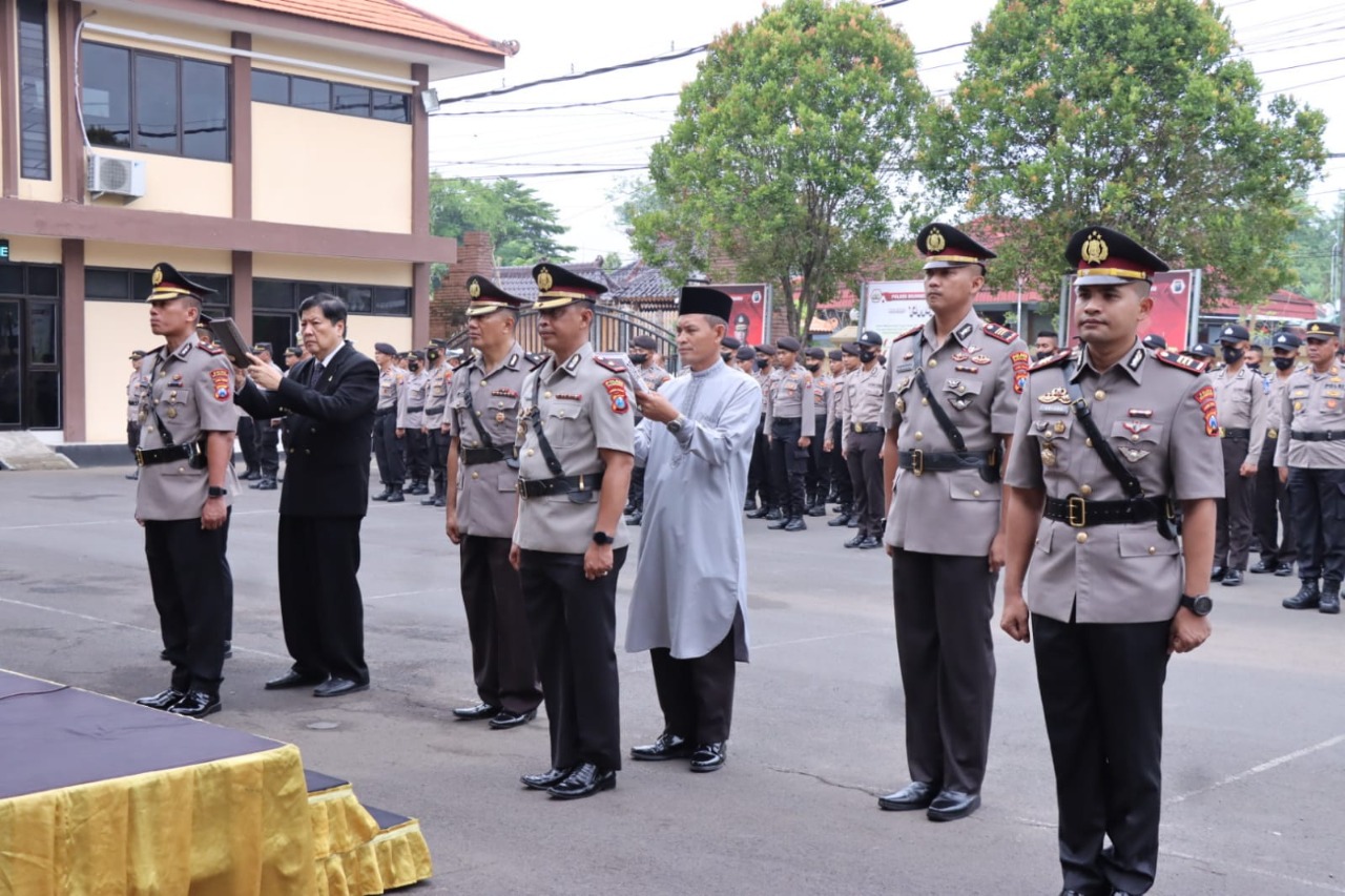 Dua Pejabat Utama Polres Bojonegoro dan Kapolsek Diganti
