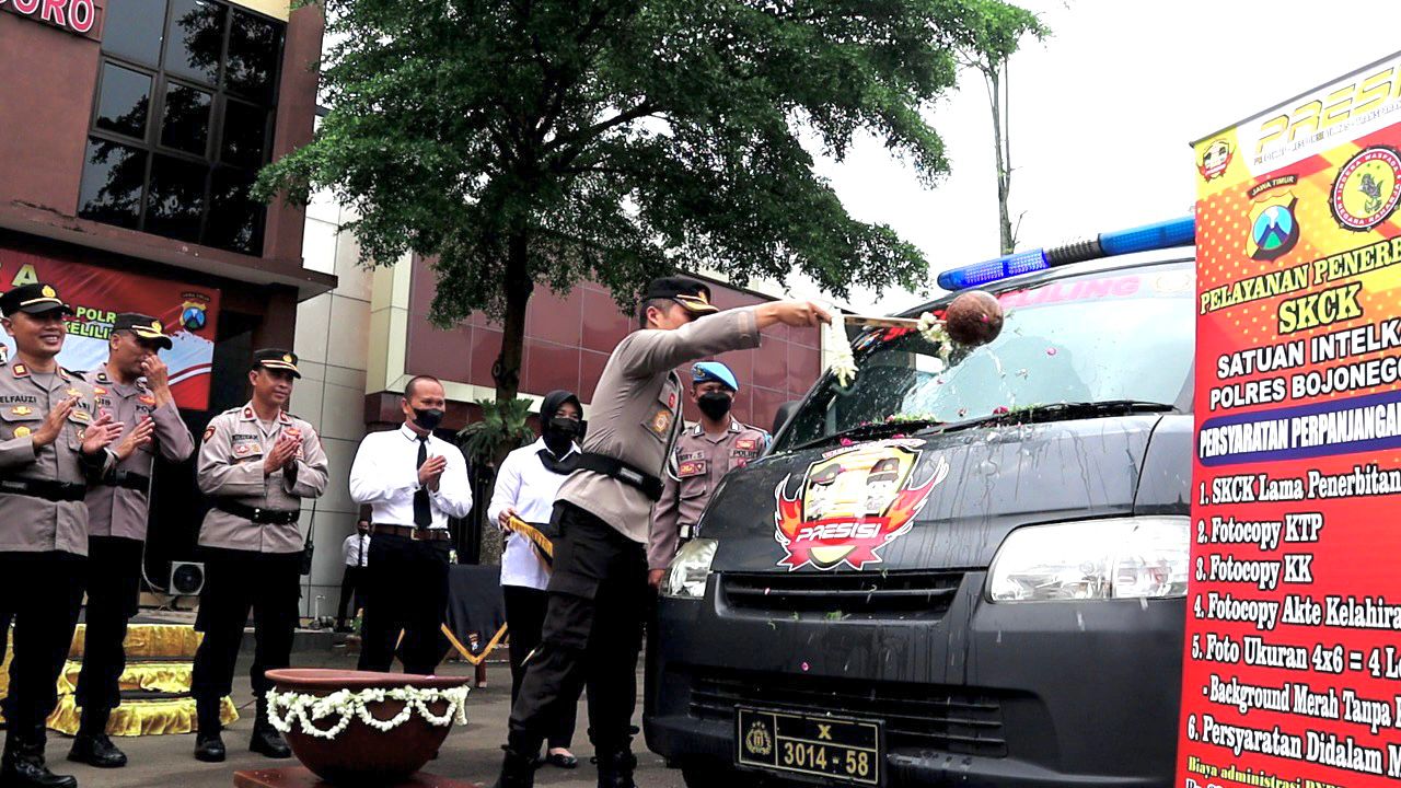 Di Bojonegoro Ada Mobil SKCK Keliling