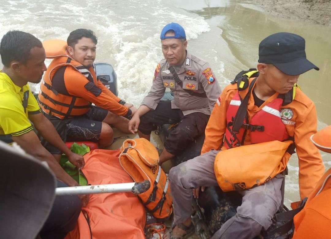 Jasad Pemburu Biawak yang Hilang di Kali Lamong Ditemukan, Cuma 10 Meter dari Titik Tenggelam