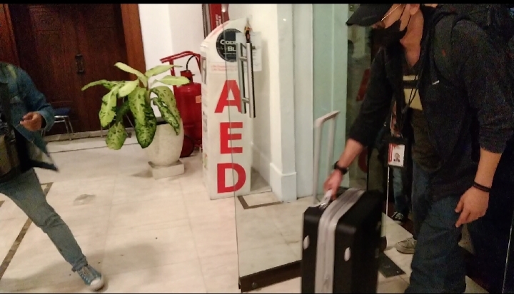 KPK Amankan Dokumen Penyusunan Anggaran dan Bukti Elektronik dari Kantor Gubernur