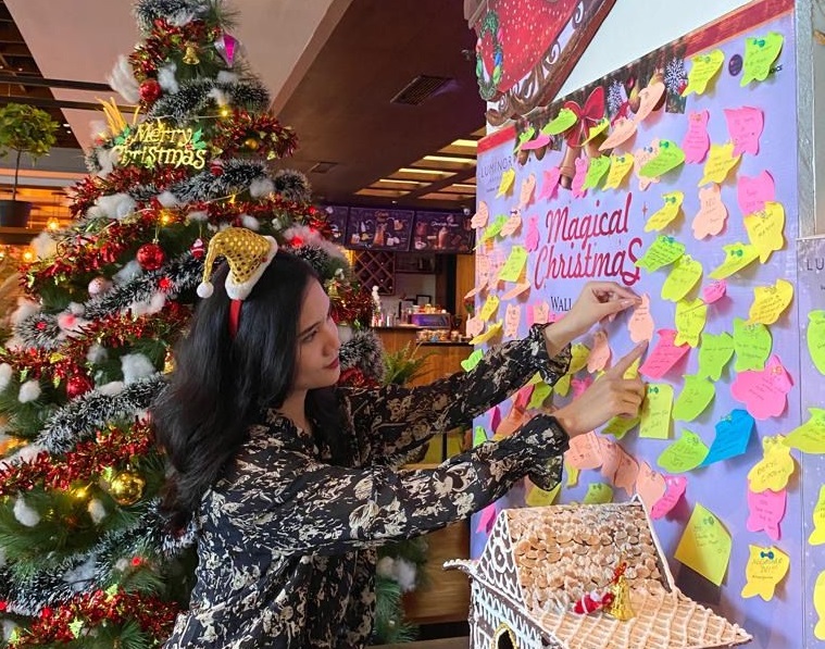 Sambut Nataru, Wall Of Wish Hadir di Luminor Hotel Surabaya