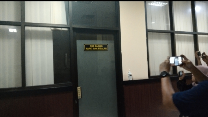 Tiga Ruangan di Kantor DPRD Jatim Tak Lagi Disegel, KPK Akhiri Penyelidikan?