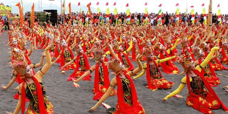 Pemkot Surabaya Akan Jadikan Tari Remo sebagai Ekstrakulikuler Sekolah