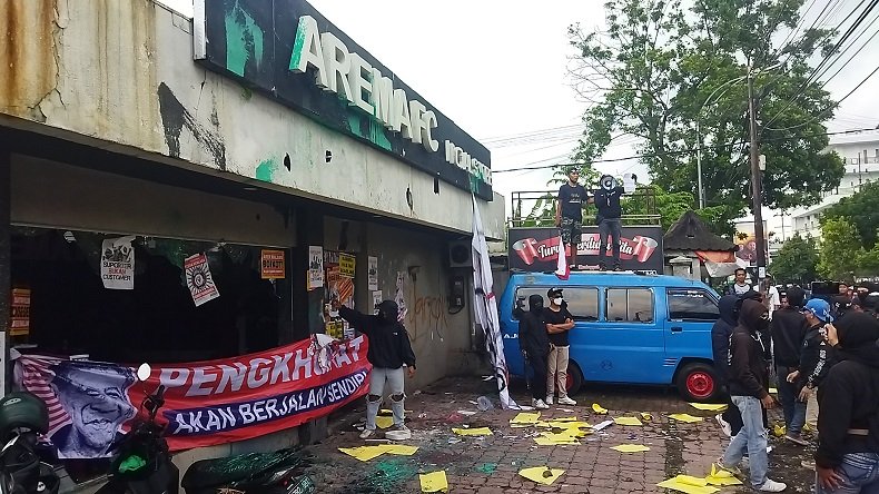 170 Orang Diamankan Buntut Demo Ricuh, Arema FC Bubar?