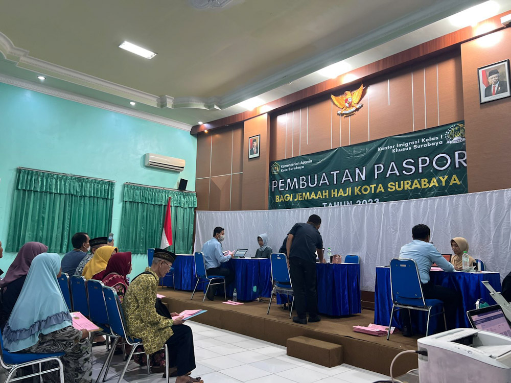 Alhamdulillah, 645 Paspor Haji Asal Surabaya Rampung