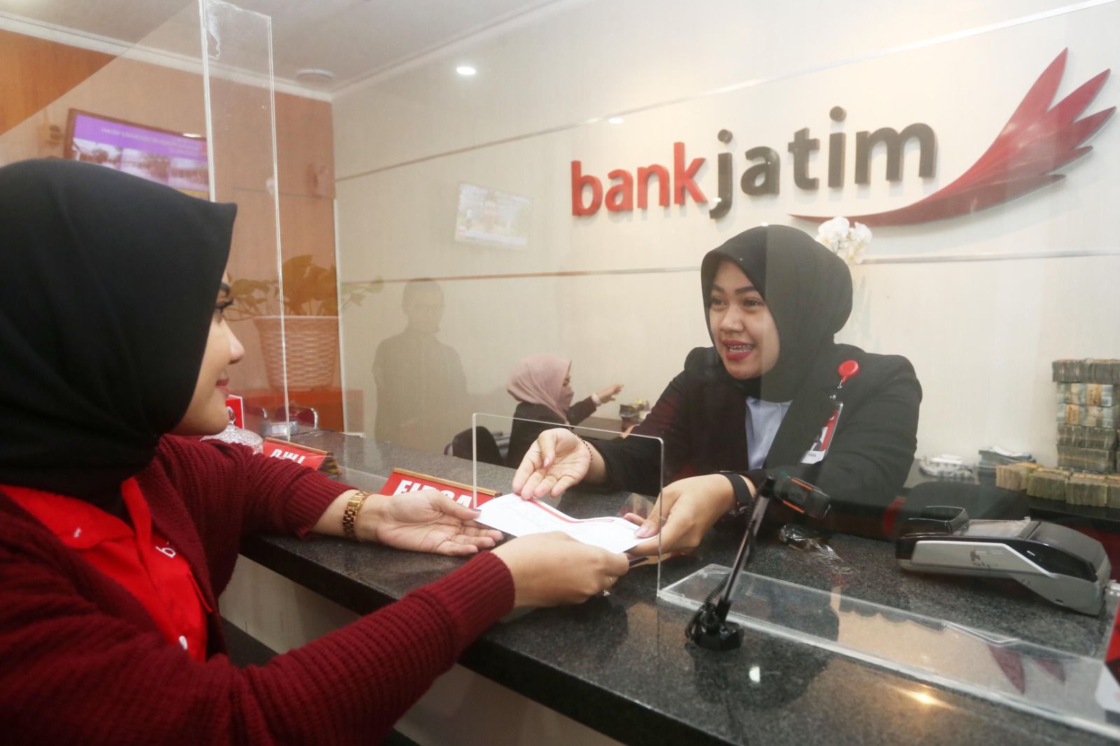 Sejumlah Direksi Bank Jatim Borong Saham BJTM, Ini Alasannya