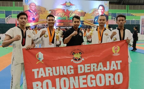 Atlet Bojonegoro Raih 2 Perunggu di Ajang Tarung Derajat BHS Cup 2023