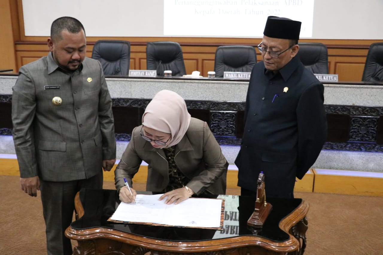 DPRD Sebut Kinerja Keuangan Pemkab Gresik Tidak Sesuai dengan Nota Kesepakatan APBD