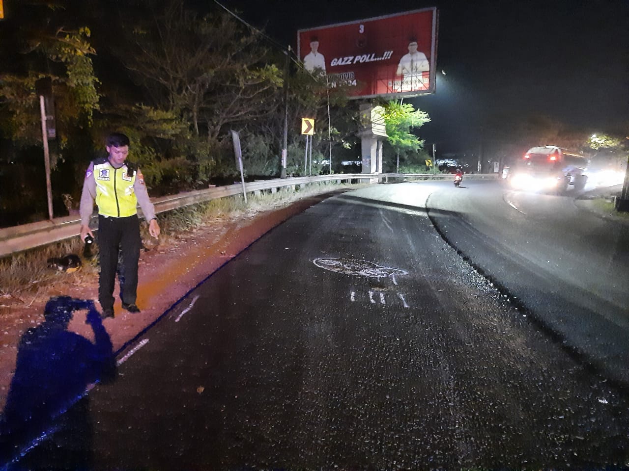 Fatal, Pasutri Tabrak Truk di Duduksampeyan Gresik, Suami Selamat