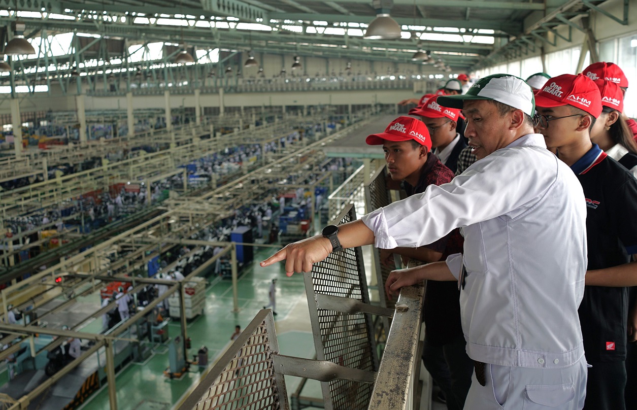 Peserta Perwakilan MPM Honda Jatim Menangkan AHM Best Student 2023
