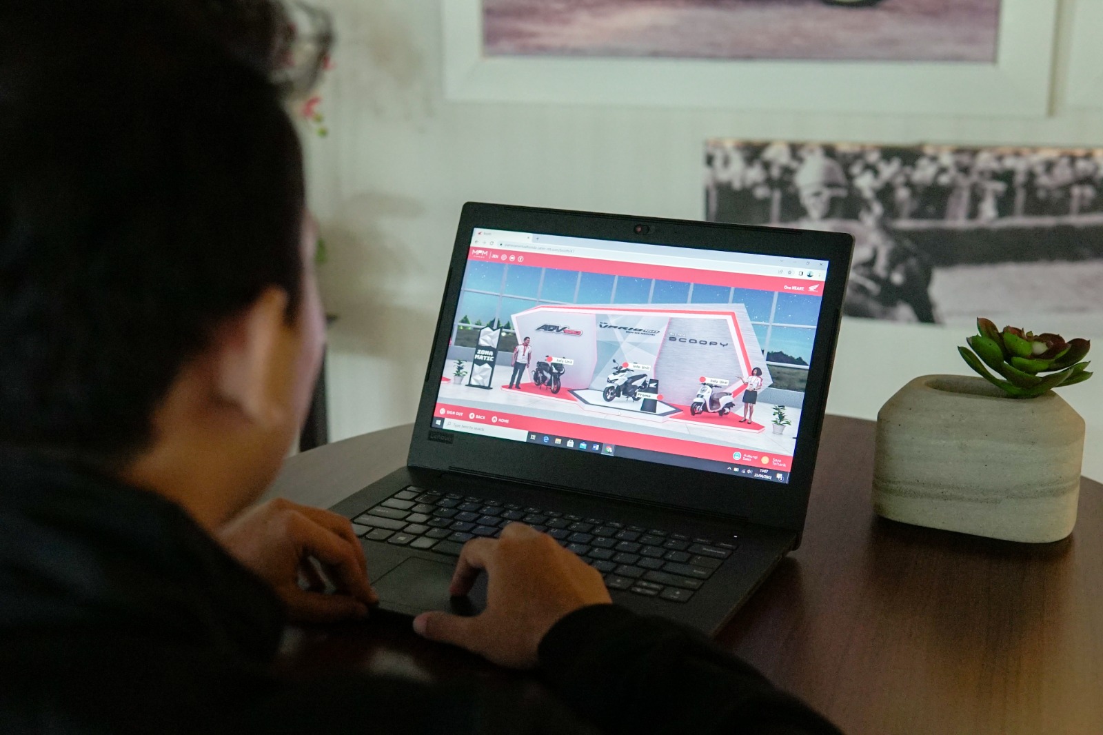 Pengalaman Terbaik dari Konsumen Beli Motor di Pameran Virtual