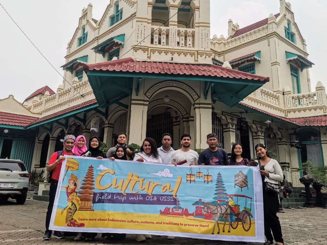 Mahasiswa Mancanegara Berkunjung ke Kawasan Kota Tua Gresik, Ini yang Dilakukan