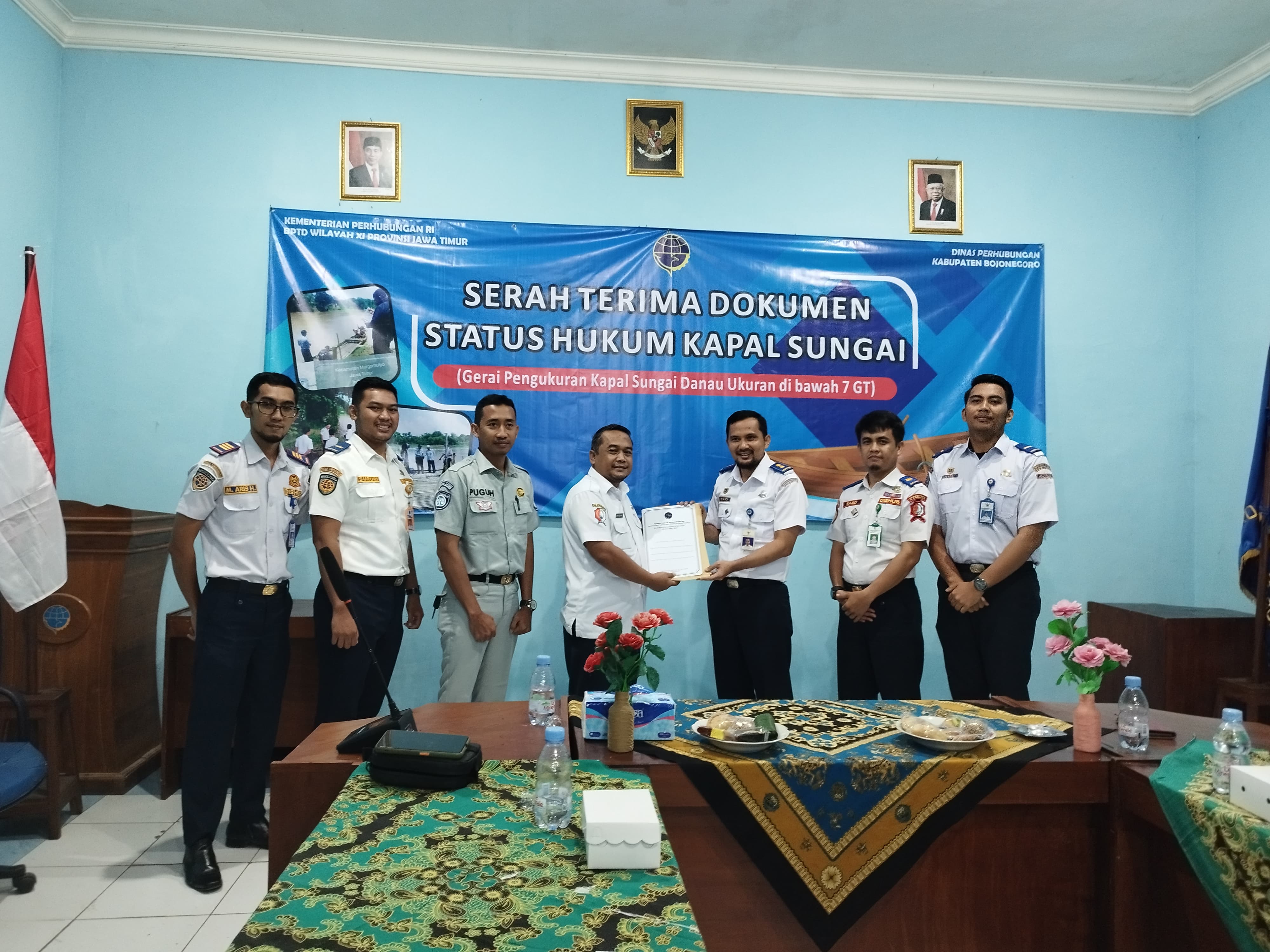 Dishub Bojonegoro Berikan Status Hukum Bagi Perahu Tambang Agar Angkutan Sungai Aman