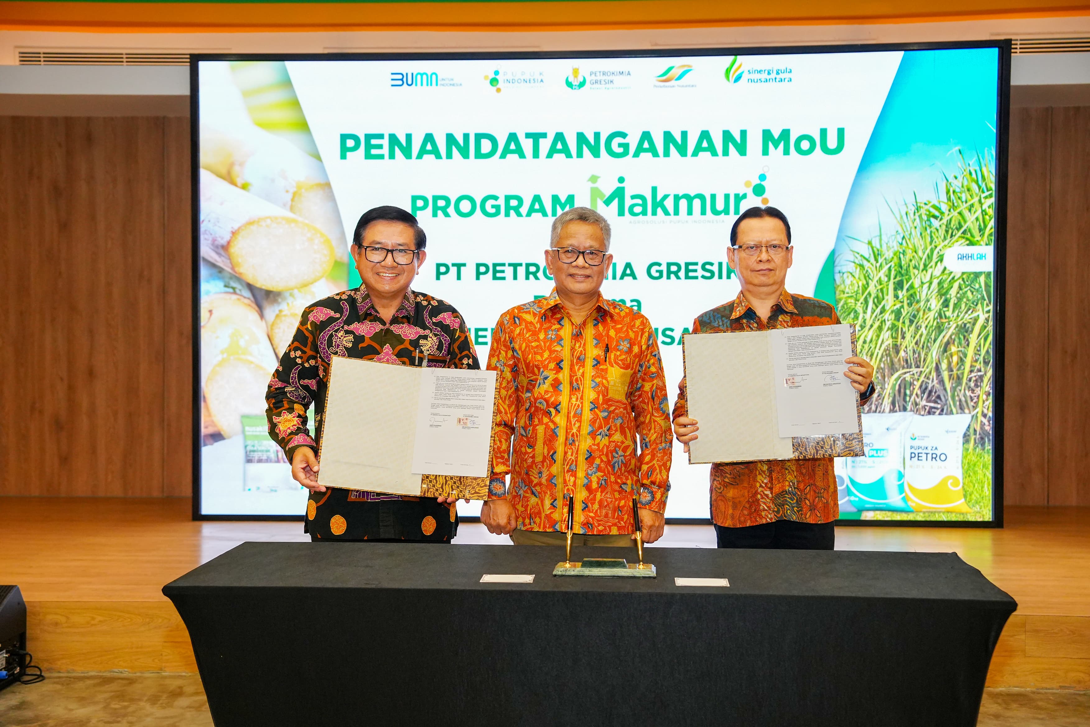 Petrokimia Gresik Dukung Program Swasembada Gula Melalui Program Makmur