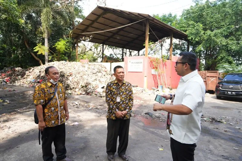 Pj Wali Kota Mojokerto Ajak Warga Kurangi Sampah Peringati Hari Bumi