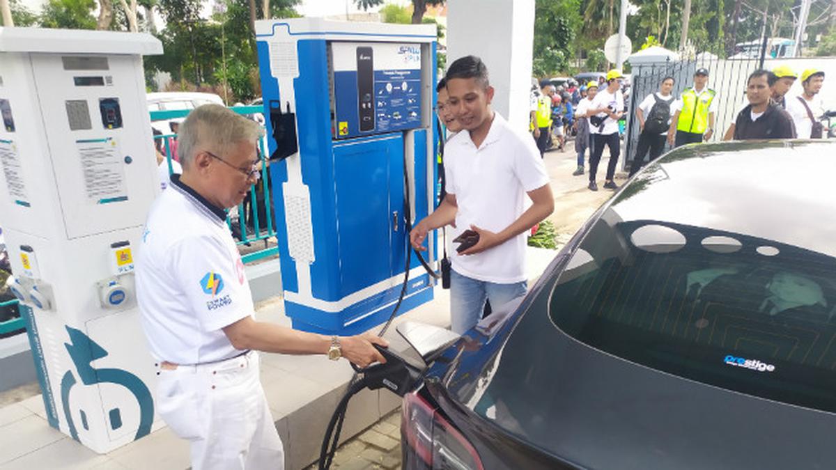 Menhub Apresiasi Ketersediaan SPKLU atau Charging Station saat Arus Mudik dan Arus Balik Lebaran