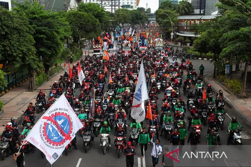 3.174 Personel Gabungan Siap Amankan "May Day" di Surabaya