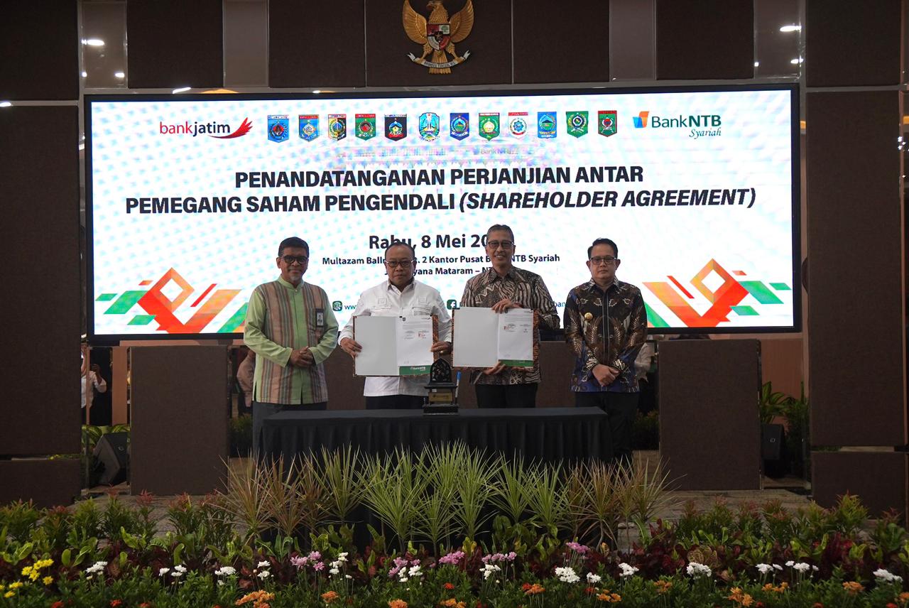 Pembentukan KUB Bank Jatim dan Bank NTB Syariah Tuntas, Shareholder Agreement Diteken