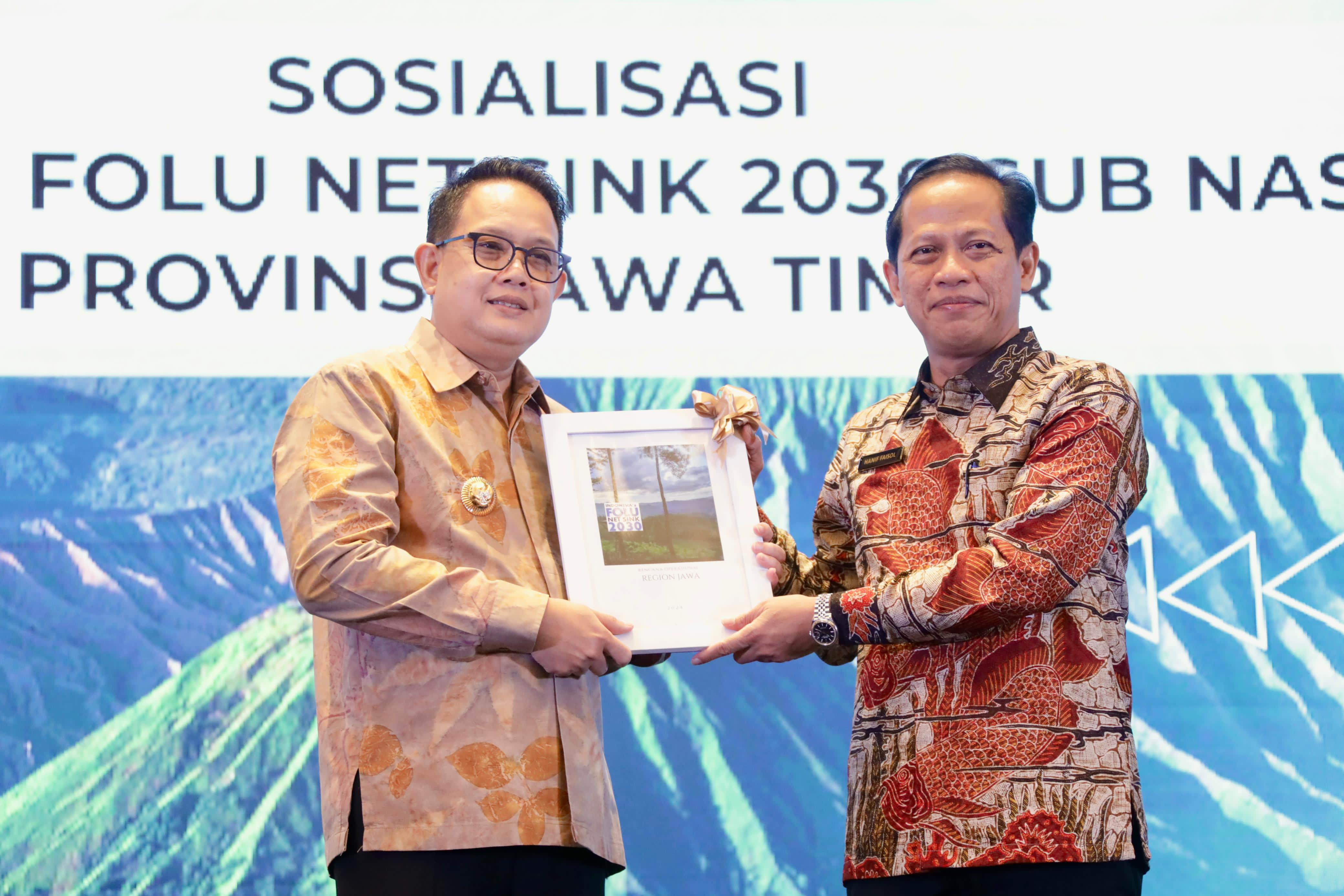 Dukung FOLU Net Sink 2030, Pj. Gubernur Adhy Pastikan Jatim Siap Berkontribusi Nyata Kendalikan Perubahan Iklim dan Lestarikan Lingkungan