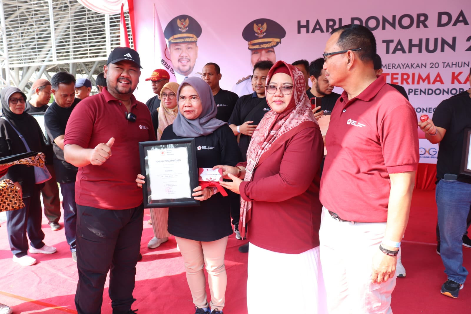 Ajak Peduli Sesama, Bupati dan Wabup Gresik Ajak Masyarakat Donor Darah dalam Momen Peringatan Hari Donor Sedunia