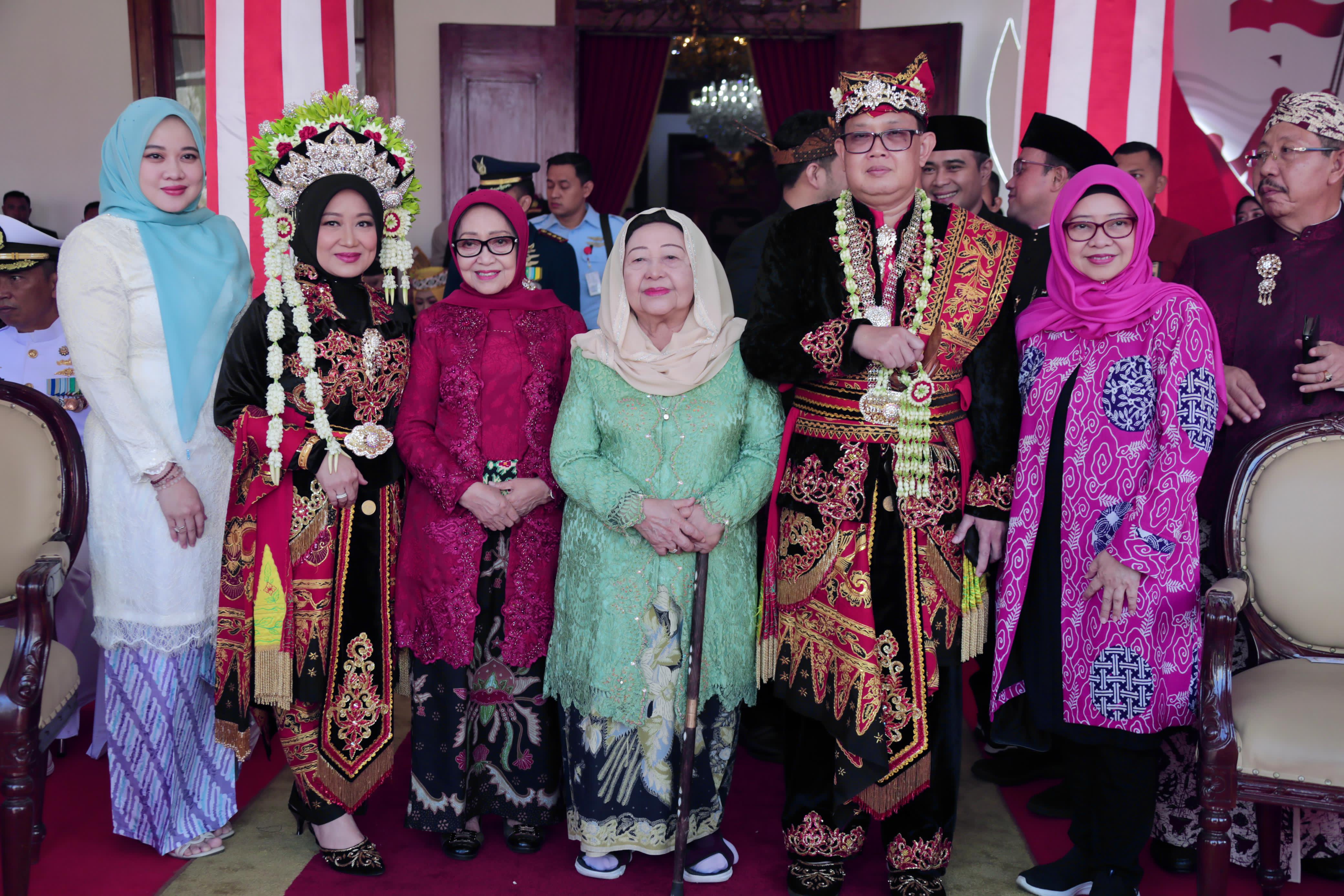 Bentuk Penghargaan dan Terima Kasih, Pj. Gubernur Jatim Gelar Tasyakuran Bersama Keluarga Pahlawan dan Janda Perintis Kemerdekaan