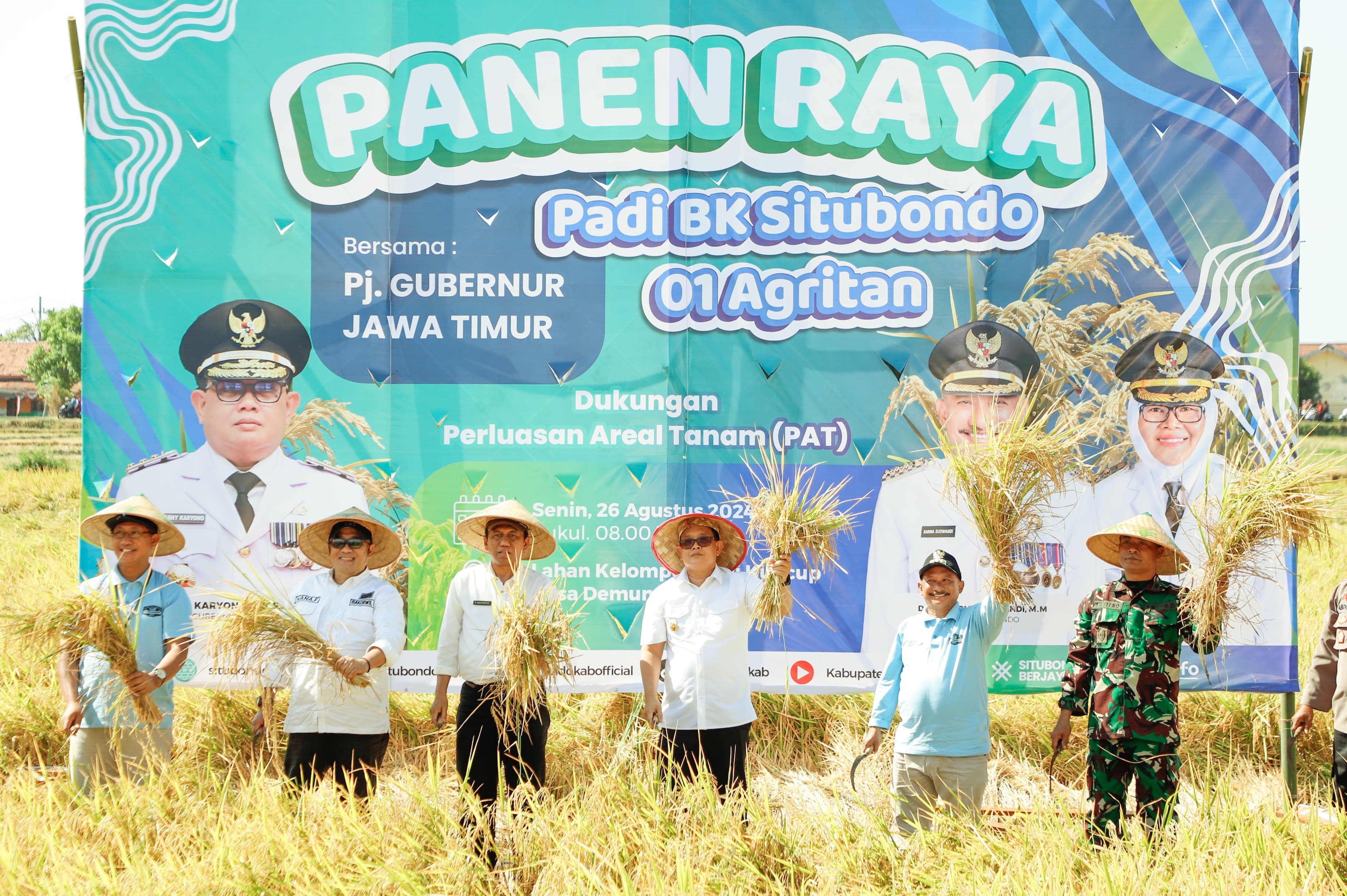 Panen Raya Padi Varietas BK 01 Agritan di Situbondo, Pj. Gubernur Adhy Sebut Bibit Unggul Solusi Masalah Ketahanan Pangan Nasional