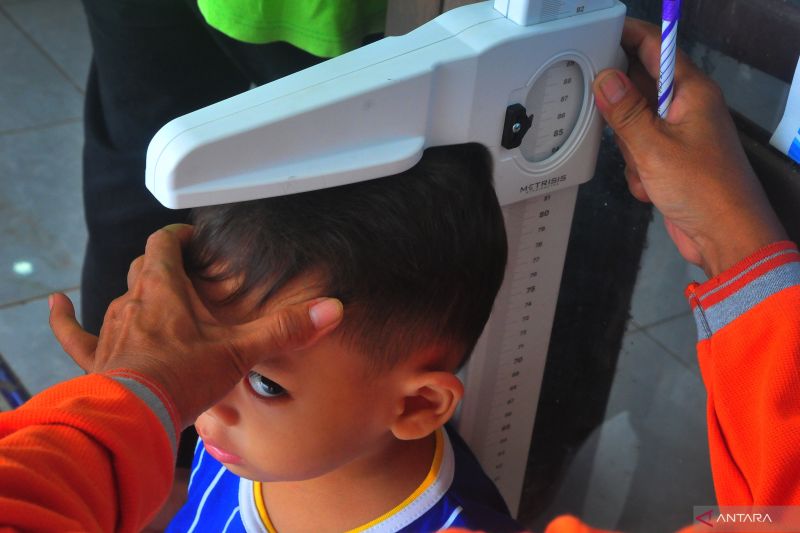 Mengurangi Stunting Pada Anak untuk Visi Indonesia Emas 2045