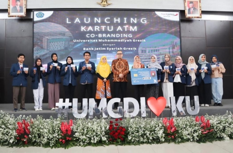 Bank Jatim Syariah dan UMG Luncurkan Kartu ATM Co-Branding Untuk Civitas Akademika