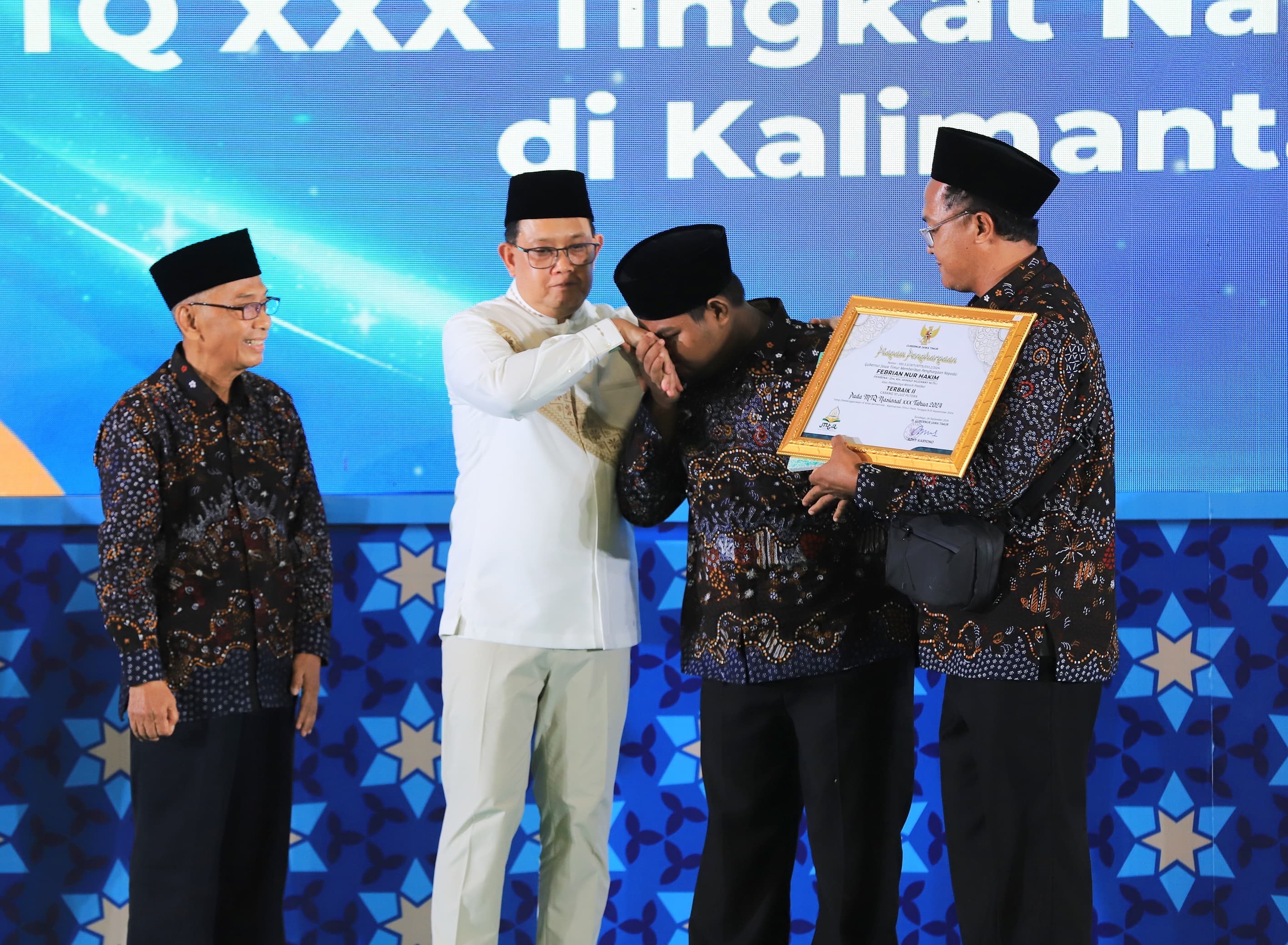 Hadiri Peringatan Maulid Nabi Muhammad SAW 1446 H, Pj. Gubernur Adhy Ajak Teladani Sifat Rasulullah