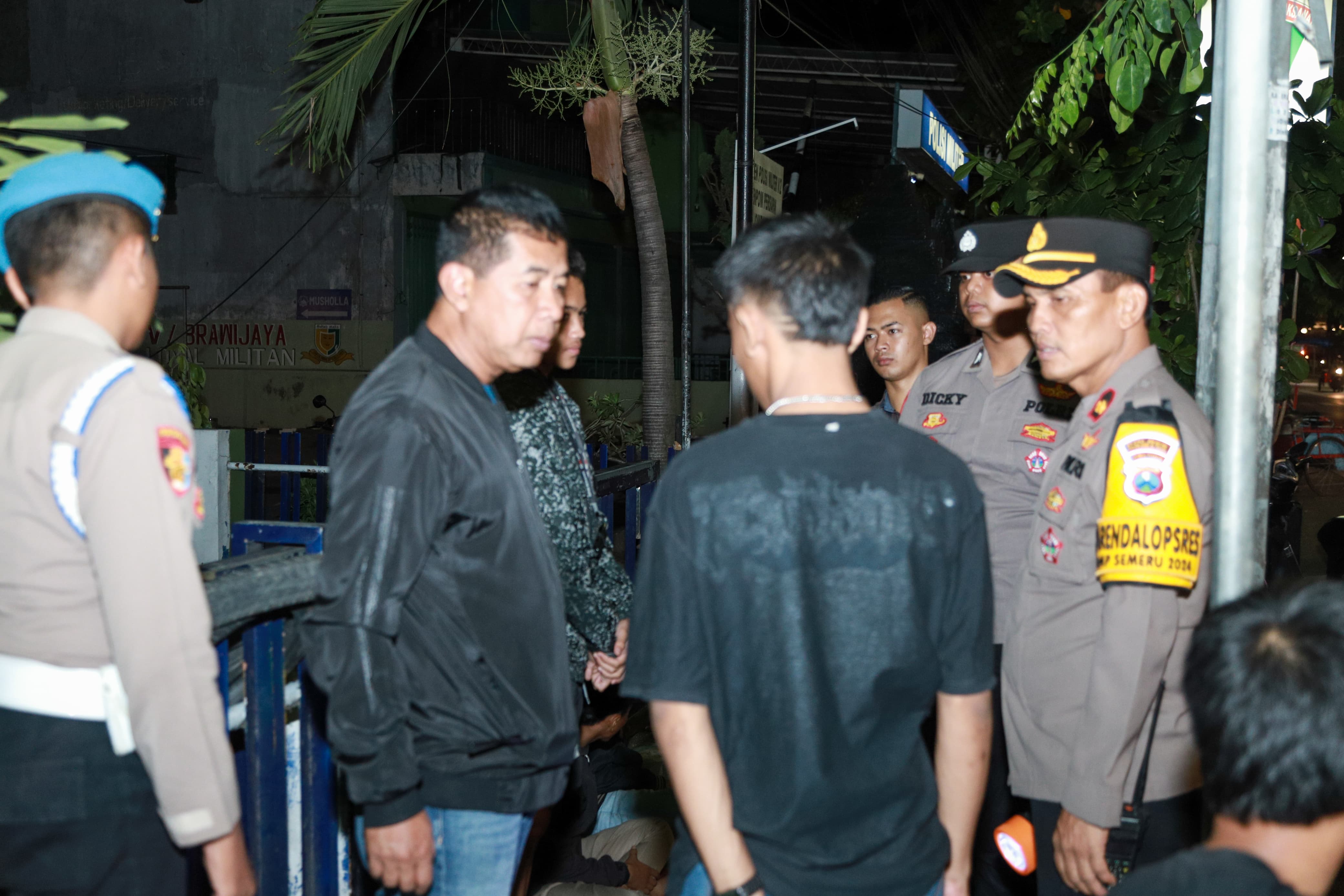 Asik Minum Miras di Angkringan, 17 Orang Diamankan Polisi Guna Antisipasi Aksi Kriminal