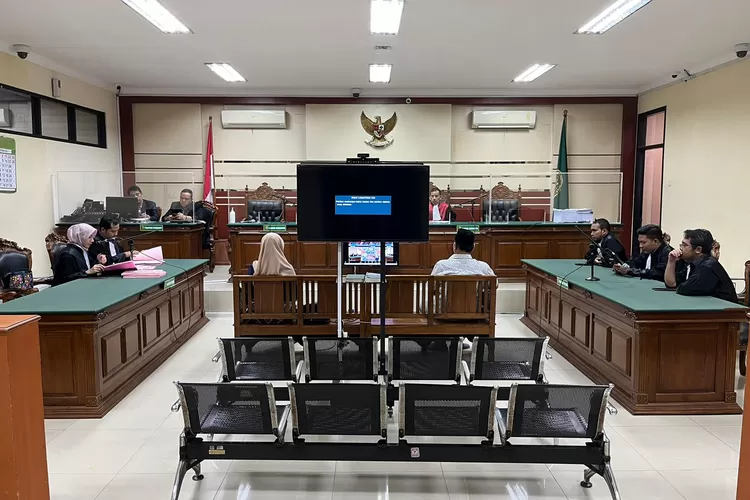 Terbukti Korupsi, Mantan Kadisperindagkop Gresik Divonis 1,6 Tahun